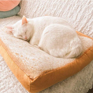 Toasty Toast Cat Bed